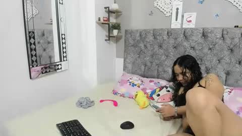 Snapshot of alejandra_evanss chatting on 4, 12, 2024 alejandra_evanss online show from 4, 12, 2024
