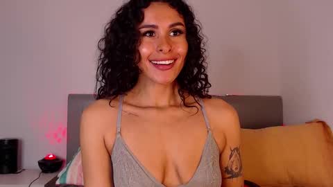 Danna Ray online show from 17, 12, 2025