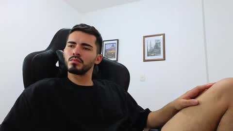 alejandroo_7 online show from 24, 12, 2024