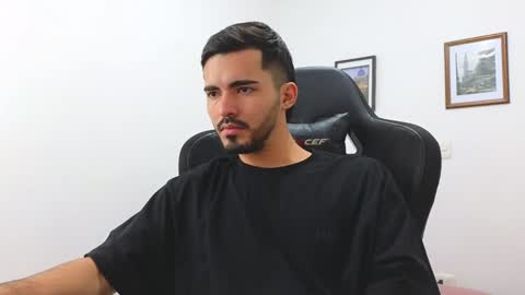 alejandroo_7 online show from 9, 1, 2025