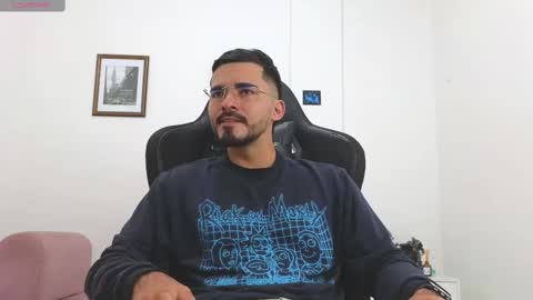 alejandroo_7 online show from 7, 11, 2025