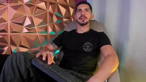 Alejo  online show from 15, 2, 2026