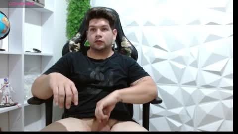 Snapshot of alejandrothompson chatting on 5, 12, 2024 alejandro online show from 5, 12, 2024