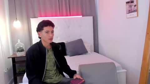alejo_exotic online show from 9, 5, 2026