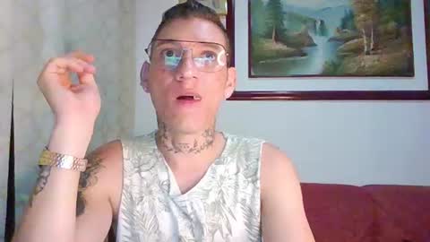 Snapshot of alejo_ken807856 chatting on 9, 7, 2026 alejo online show from 9, 7, 2026