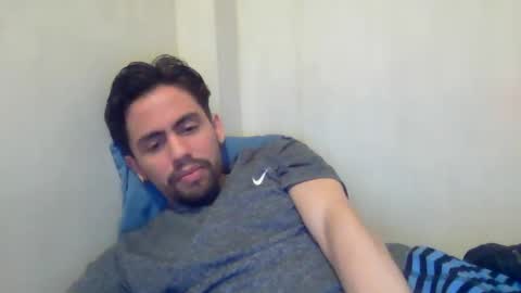 Snapshot of alejo_shy chatting on 15, 12, 2024 alejo_shy online show from 15, 12, 2024