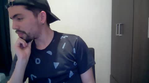 Snapshot of alejo_shy chatting on 17, 12, 2024 alejo_shy online show from 17, 12, 2024