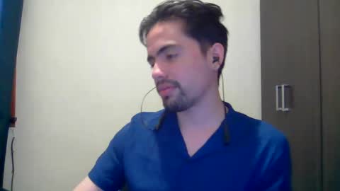 Snapshot of alejo_shy chatting on 25, 12, 2024 alejo_shy online show from 25, 12, 2024