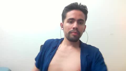 Snapshot of alejo_shy chatting on 7, 1, 2025 alejo_shy online show from 7, 1, 2025