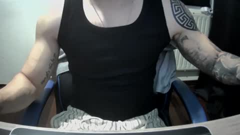 Snapshot of alejoduarte16 chatting on 14, 6, 2026 alejoduarte16 online show from 14, 6, 2026