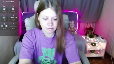 Snapshot of alekasamui chatting on 6, 1, 2025 Aleksa online show from 6, 1, 2025