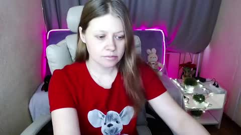 Snapshot of alekasamui chatting on 17, 2, 2025 Aleksa online show from 17, 2, 2025