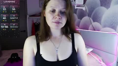 Snapshot of alekasamui chatting on 11, 9, 2025 Aleksa online show from 11, 9, 2025