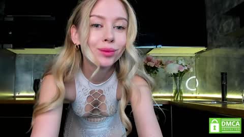Snapshot of aleksa_cutie chatting on 18, 1, 2025 Next stream - 2 dec - online show from 18, 1, 2025