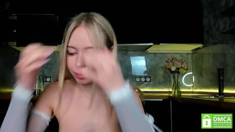 Snapshot of aleksa_cutie chatting on 22, 1, 2025 Next stream - 2 dec - online show from 22, 1, 2025