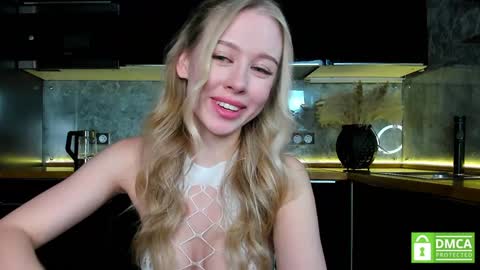 Snapshot of aleksa_cutie chatting on 26, 1, 2025 Next stream - 2 dec - online show from 26, 1, 2025