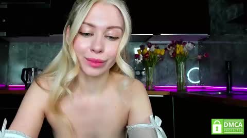 Snapshot of aleksa_cutie chatting on 11, 3, 2025 Next stream - 2 dec - online show from 11, 3, 2025
