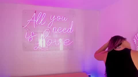 Aleksandra  online show from 18, 4, 2026