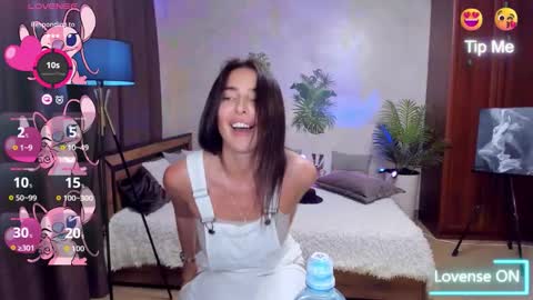 Snapshot of alenacoplan chatting on 16, 9, 2025 AlenaCoplan online show from 16, 9, 2025