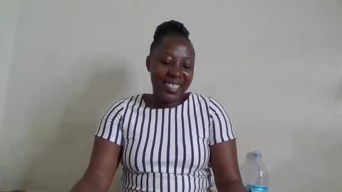 Noreen Kennth and Emilly online show from 1, 1, 2025