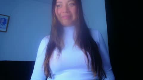 QUEEN OFF MILk  IM BACK  15 NOV online show from 1, 3, 2025