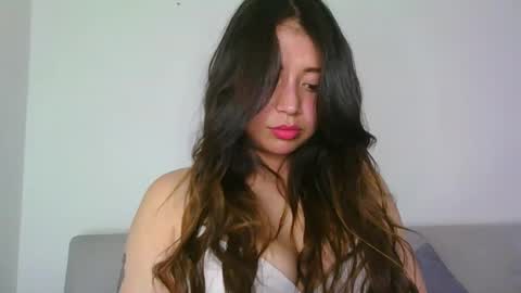 QUEEN OFF MILk  IM BACK  15 NOV online show from 10, 10, 2025