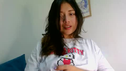 QUEEN OFF MILk  IM BACK  15 NOV online show from 28, 3, 2026