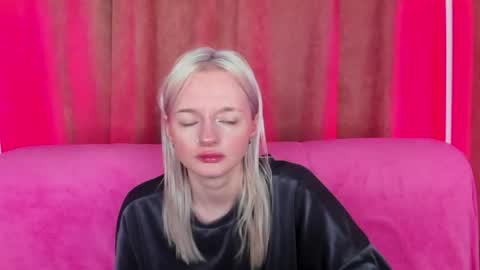 Snapshot of alessakiss chatting on 7, 5, 2026 alessakiss online show from 7, 5, 2026