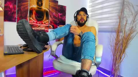 Snapshot of alessandro__wye chatting on 19, 1, 2025 ALESSANDRO WYE online show from 19, 1, 2025