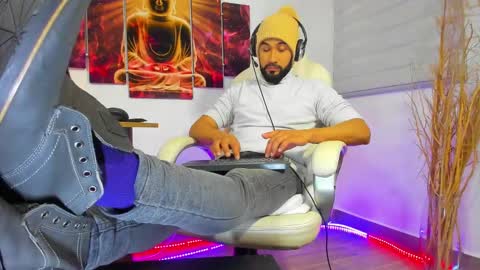 Snapshot of alessandro__wye chatting on 26, 1, 2025 ALESSANDRO WYE online show from 26, 1, 2025