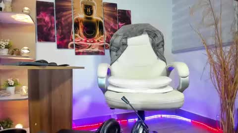 Snapshot of alessandro__wye chatting on 3, 2, 2025 ALESSANDRO WYE online show from 3, 2, 2025
