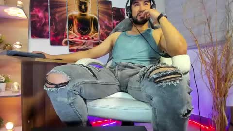 Snapshot of alessandro__wye chatting on 5, 2, 2025 ALESSANDRO WYE online show from 5, 2, 2025