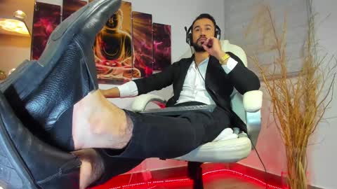 Snapshot of alessandro__wye chatting on 13, 2, 2025 ALESSANDRO WYE online show from 13, 2, 2025