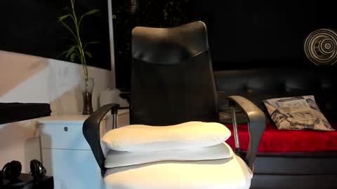 Snapshot of alessandro__wye chatting on 14, 9, 2025 ALESSANDRO WYE online show from 14, 9, 2025