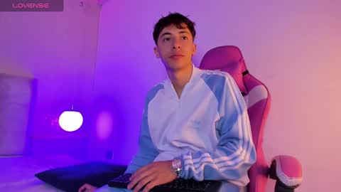Alessandro Dybala online show from 23, 12, 2024