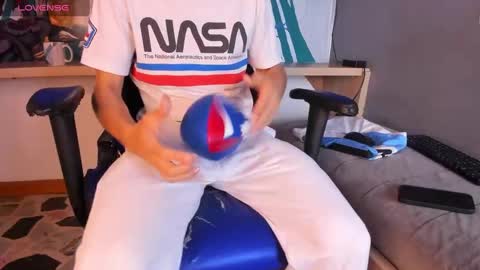 Alessandro Dybala online show from 27, 12, 2024
