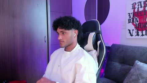 Snapshot of alessandro_vanni chatting on 18, 4, 2026 Alessandro Vanni online show from 18, 4, 2026