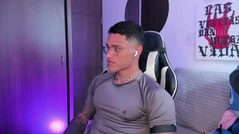 Snapshot of alessandro_vanni chatting on 11, 6, 2026 Alessandro Vanni online show from 11, 6, 2026