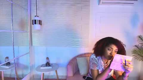 Alejandra  online show from 16, 10, 2025