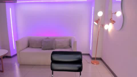 Alessia  online show from 21, 10, 2025