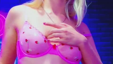 alessiacroft online show from 15, 2, 2026