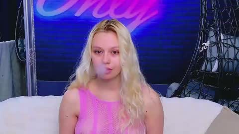 Snapshot of alessiacroft chatting on 26, 5, 2026 alessiacroft online show from 26, 5, 2026