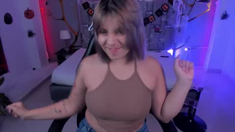 Snapshot of alessiadouce chatting on 30, 10, 2025 Alessia online show from 30, 10, 2025