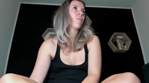 alesys69 online show from 18, 10, 2025