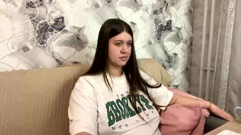 Aletta Oushen online show from 21, 2, 2025