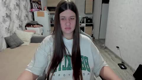 Aletta Oushen online show from 16, 11, 2025