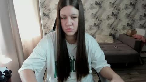 Aletta Oushen online show from 7, 4, 2026