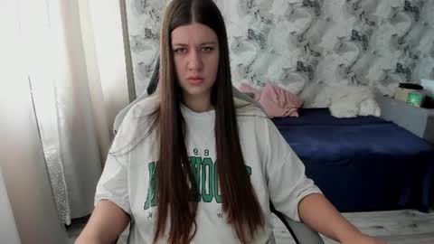 Aletta Oushen online show from 10, 7, 2026