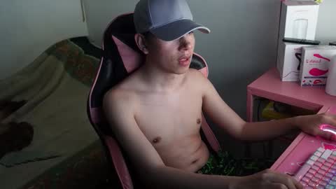 Snapshot of alex__caruso chatting on 6, 10, 2025 Alex online show from 6, 10, 2025