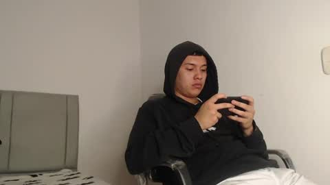 Snapshot of alex__lover chatting on 24, 6, 2026 Owen online show from 24, 6, 2026